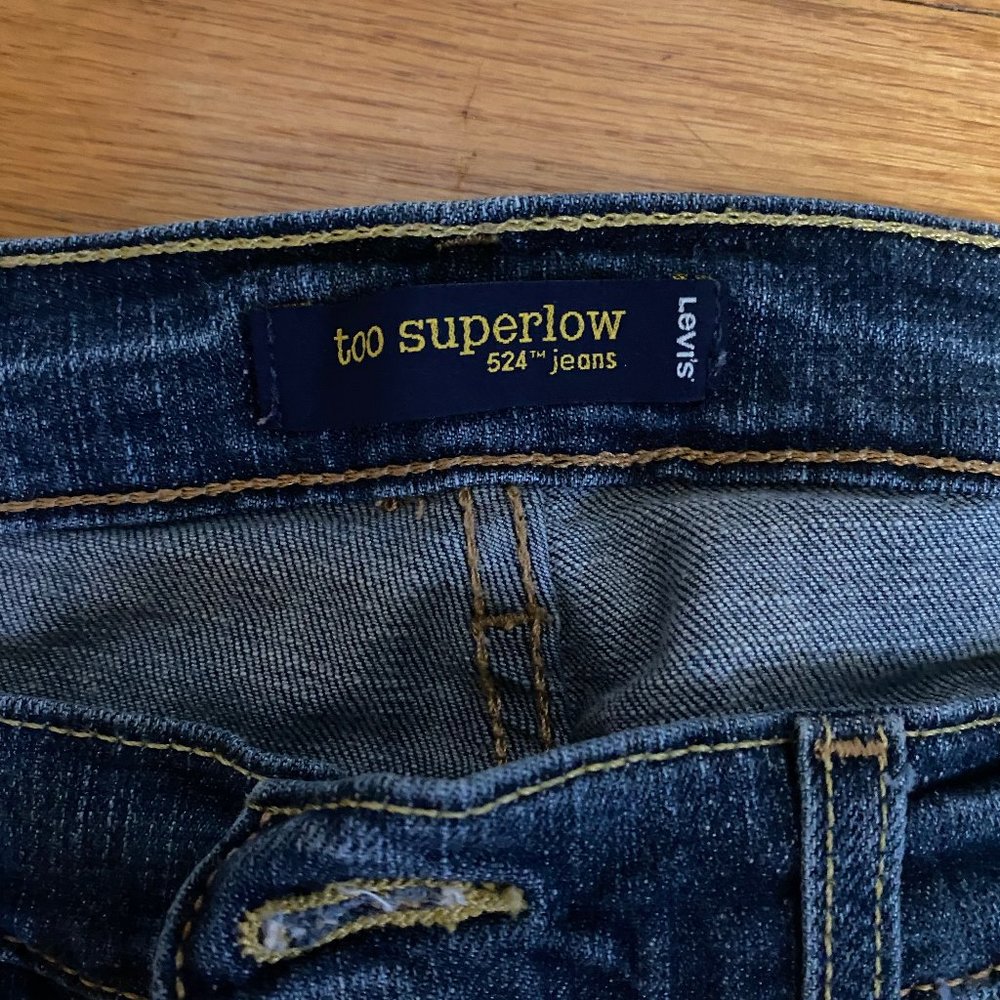 Levi Jeans - Picture 2 of 4